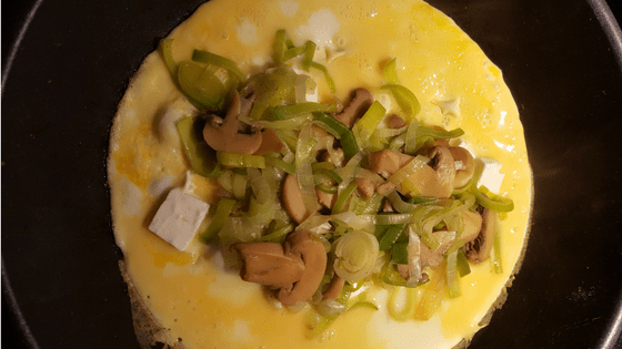 Omelette in der Pfanne